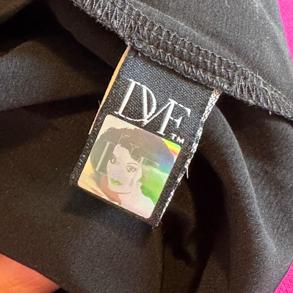 Diane von Furstenberg Women's Silk Button-down Blouse Size 12 100% silk - Picture 2 of 7